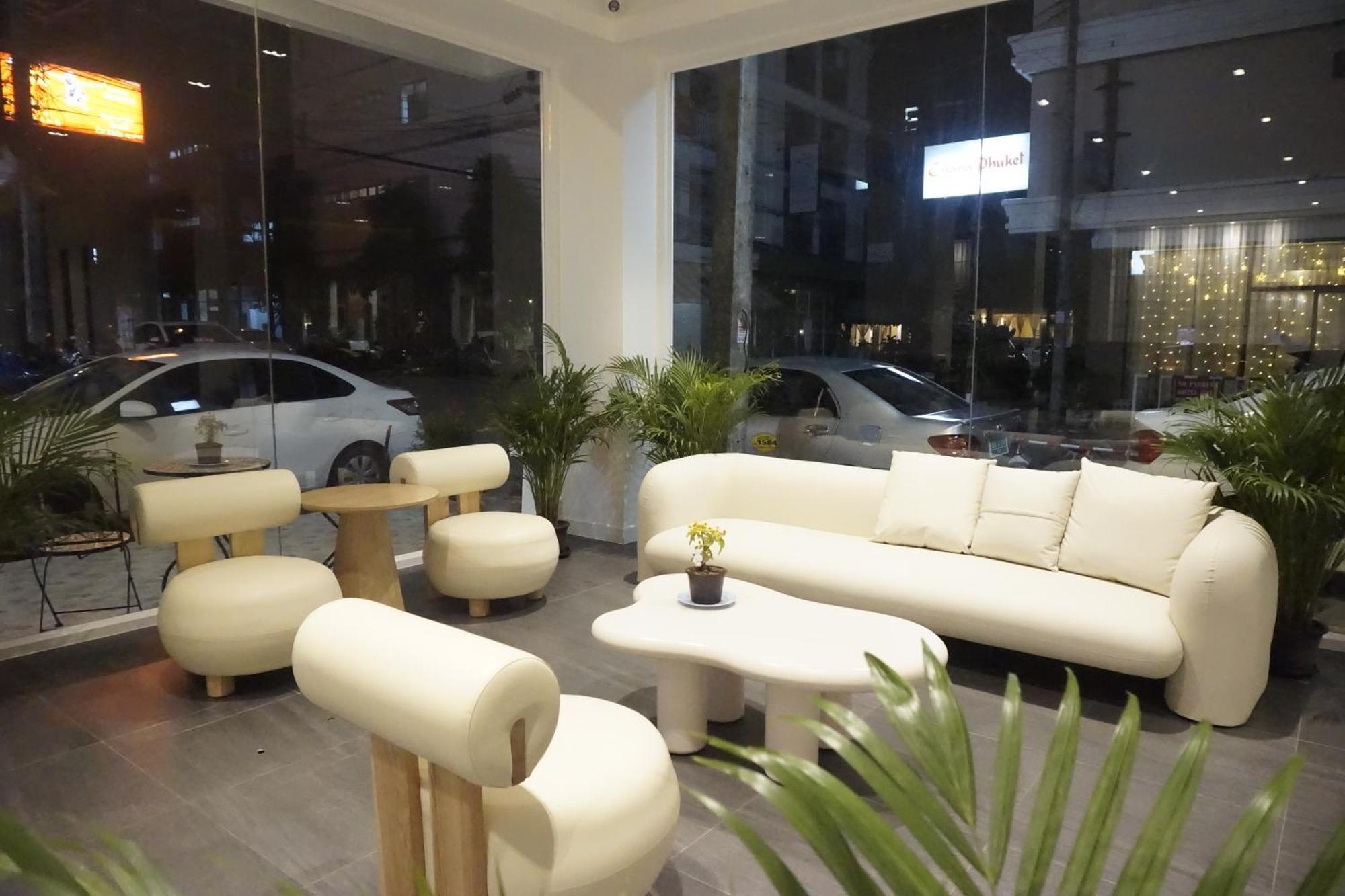 Blue Skyline Hotel Patong ภายนอก รูปภาพ